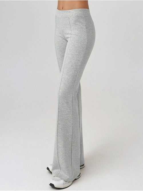 Pantalon évasé taille haute avec ceinture élastique busem - Kiabi Pantalon évasé taille haute avec ceinture élastique busem - Kiabi