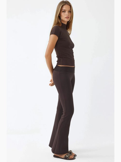 Pantalon évasé taille haute avec élastique busem - Kiabi Pantalon évasé taille haute avec élastique busem - Kiabi