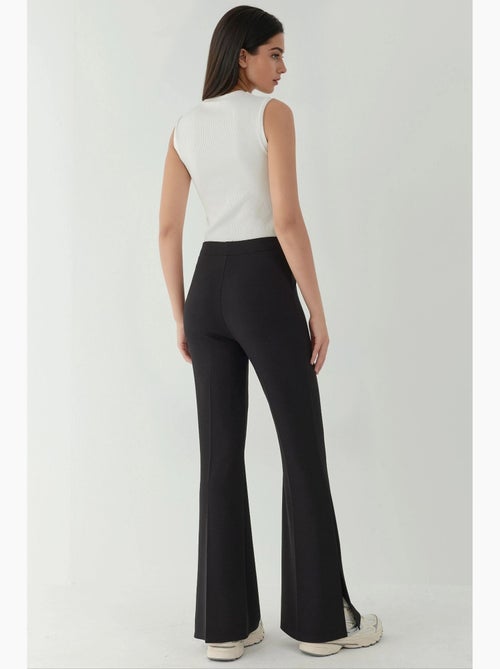 Pantalon évasé taille haute hiccup - Kiabi Pantalon évasé taille haute hiccup - Kiabi