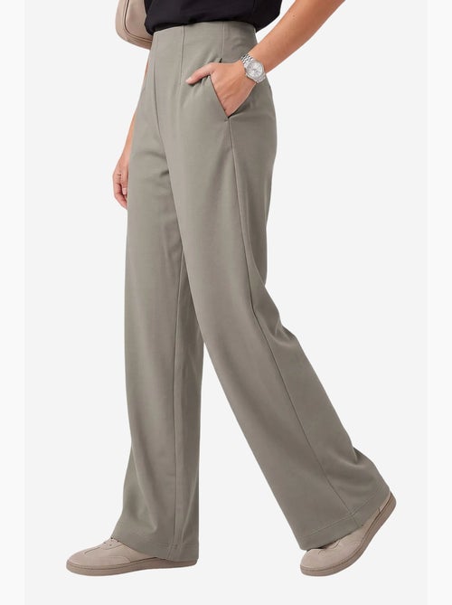 Pantalon femme à jambe droite tommy - Kiabi Pantalon femme à jambe droite tommy - Kiabi