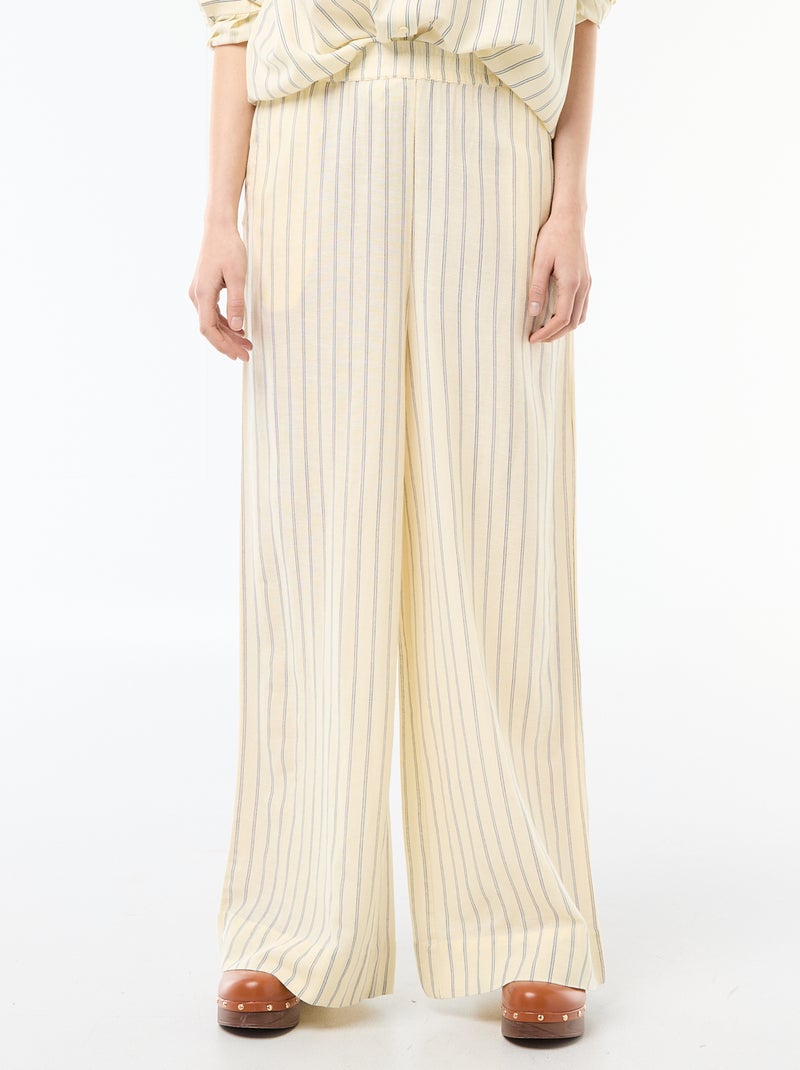 Pantalon femme en toile légère à coupe large Jaune - Kiabi