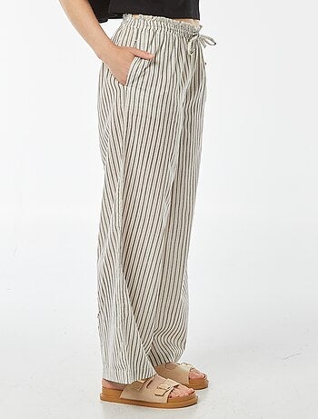 Pantalon fin rayé à franges