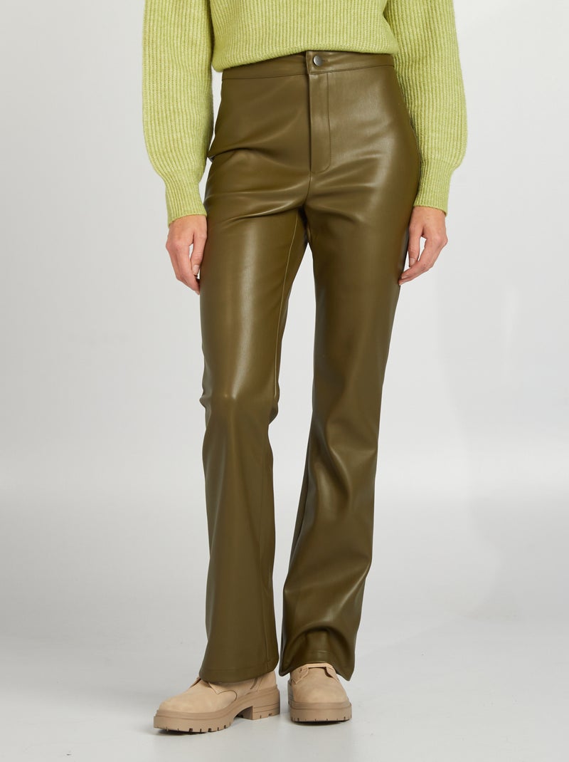Pantalon flare/bootcut en simili Kaki - Kiabi