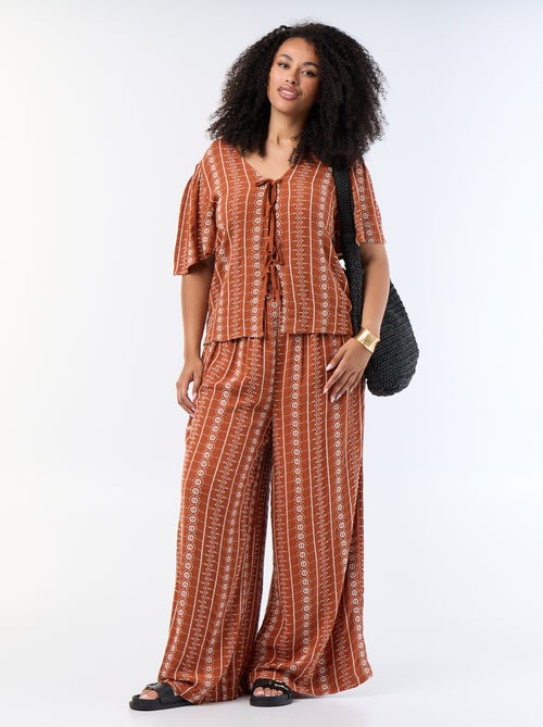 Pantalon fluide avec broderies - Kiabi