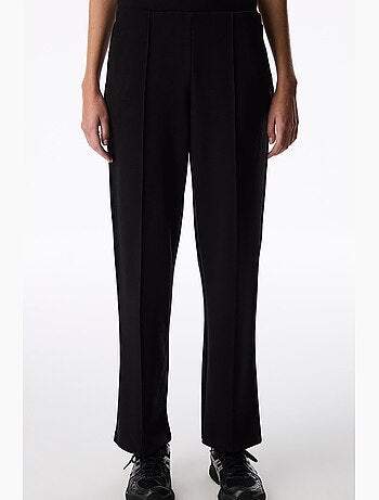 Pantalon fuselé au toucher soyeux penti