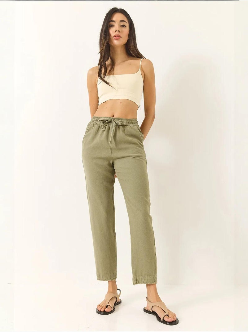Pantalon fuselé en lin avec poches et ceinture nouée bianco lucci Kaki - Kiabi