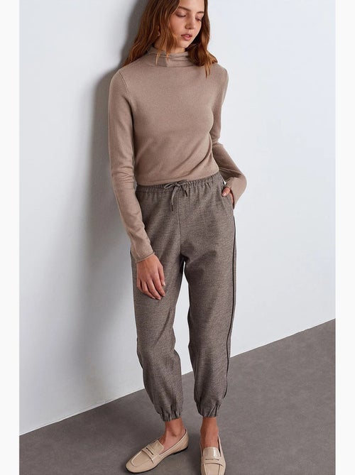 Pantalon jogger femme à taille élastique dilvin - Kiabi Pantalon jogger femme à taille élastique dilvin - Kiabi