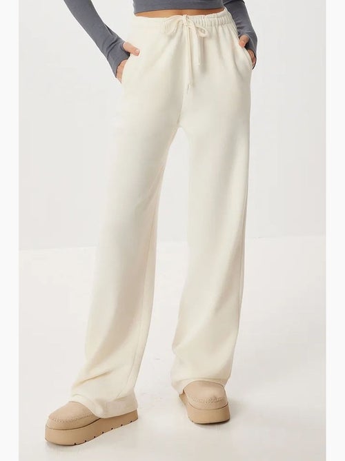 Pantalon jogger jambe large avec fermeture à cordon istanbul - Kiabi Pantalon jogger jambe large avec fermeture à cordon istanbul - Kiabi