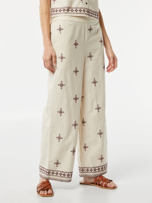 Pantalon large 3/4 avec broderies - Kiabi