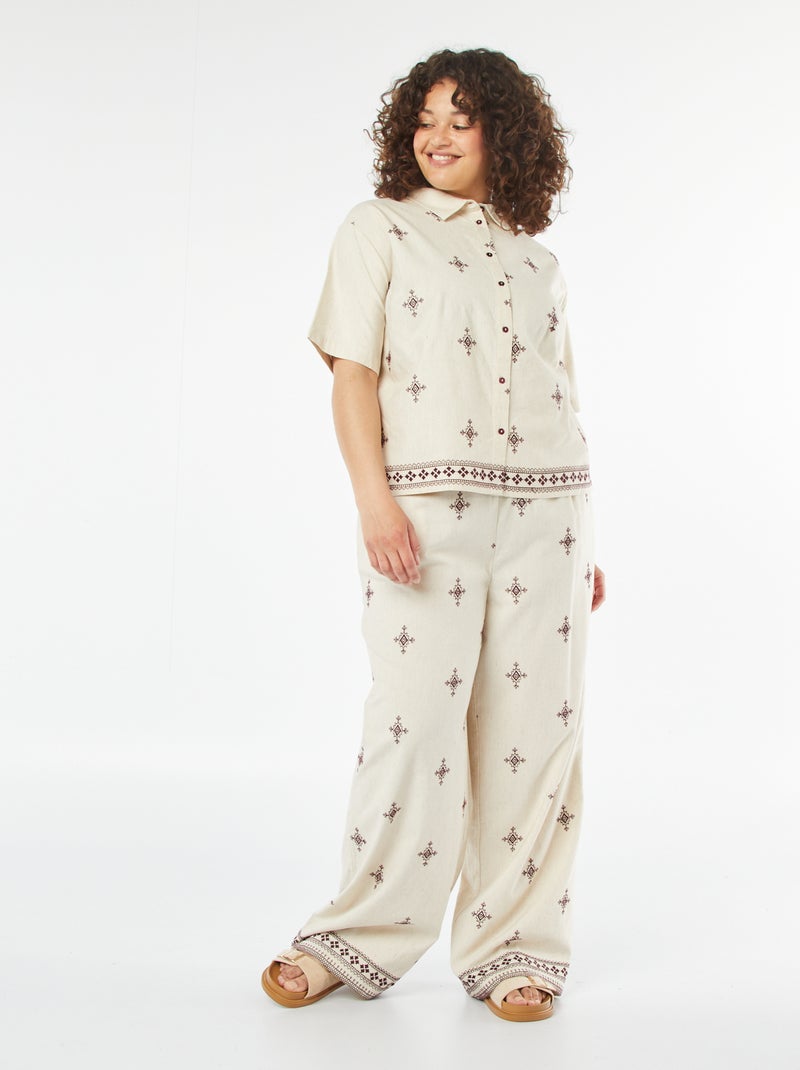 Pantalon large 3/4 brodé Beige - Kiabi