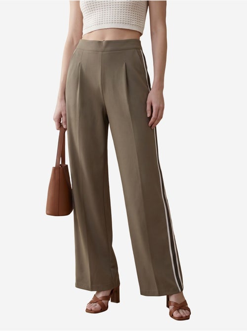 Pantalon large à pinces et taille haute my fashion - Kiabi Pantalon large à pinces et taille haute my fashion - Kiabi