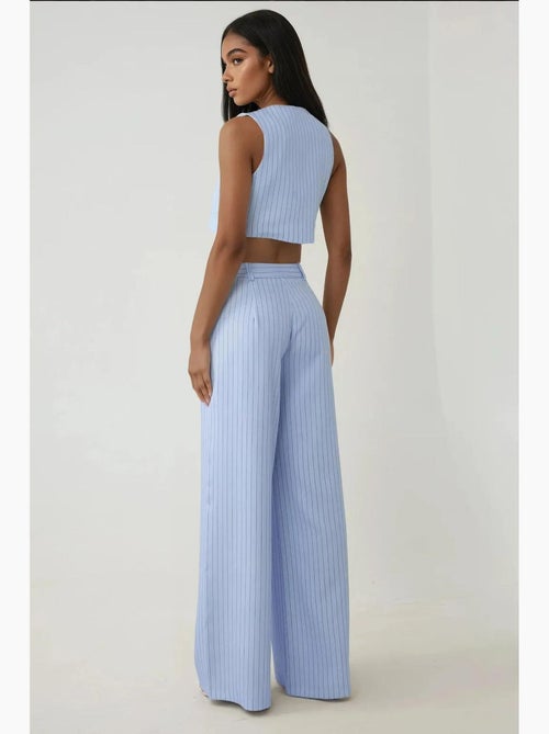 Pantalon large à rayures taille haute, collection pika hiccup - Kiabi Pantalon large à rayures taille haute, collection pika hiccup - Kiabi