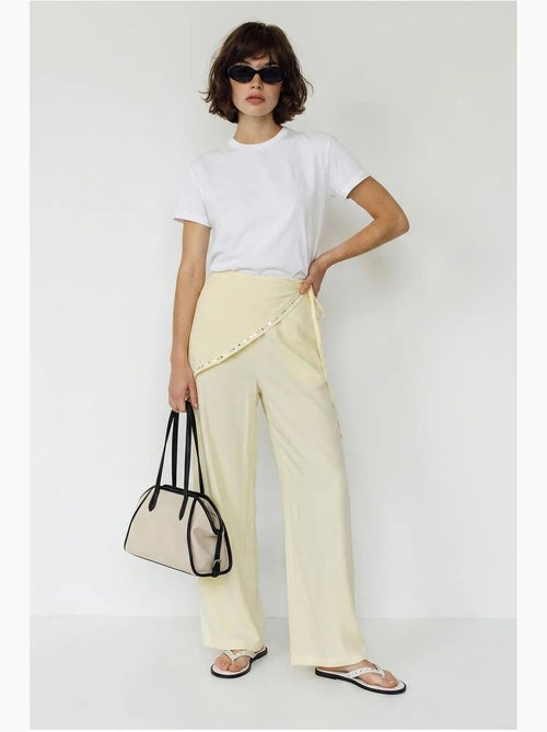 Pantalon large à taille élastique lucci - Kiabi Pantalon large à taille élastique lucci - Kiabi