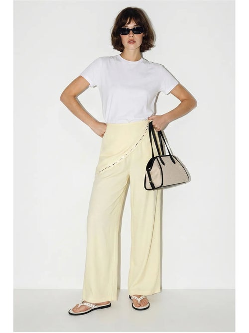 Pantalon large à taille élastique lucci - Kiabi Pantalon large à taille élastique lucci - Kiabi