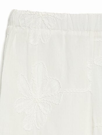 Pantalon large avec broderies