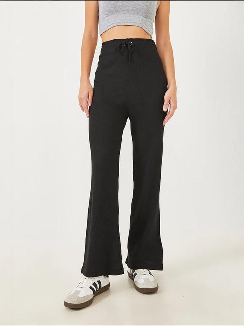 Pantalon large côtelé avec ceinture nouée lucci - Kiabi Pantalon large côtelé avec ceinture nouée lucci - Kiabi
