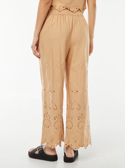 Pantalon large en broderie anglaise - Kiabi