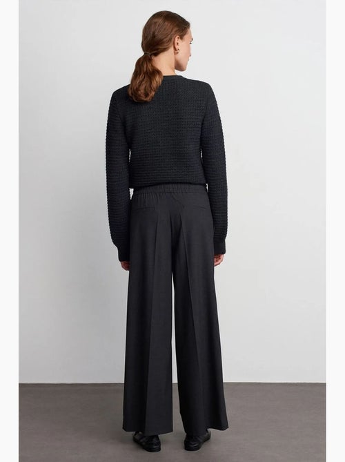 Pantalon large en crêpe à taille coulissante dilvin - Kiabi Pantalon large en crêpe à taille coulissante dilvin - Kiabi
