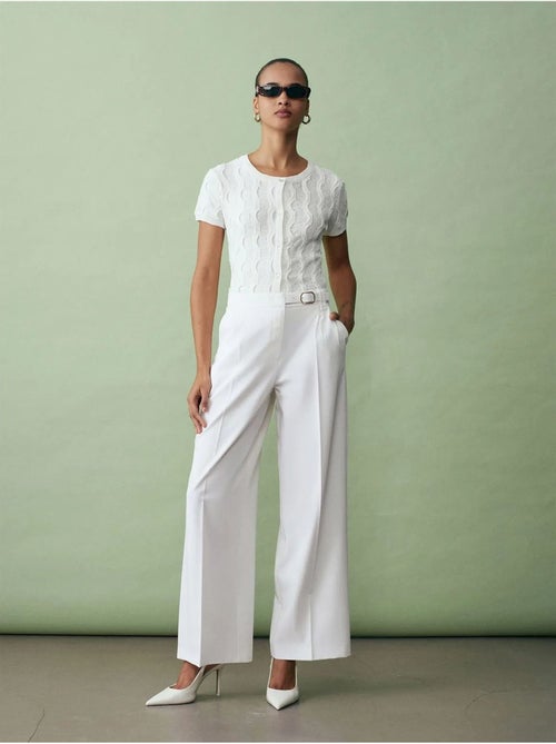 Pantalon large en crêpe avec ceinture dilvin - Kiabi Pantalon large en crêpe avec ceinture dilvin - Kiabi