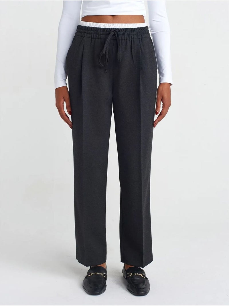 Pantalon large en crêpe dilvin Gris Noir - Kiabi
