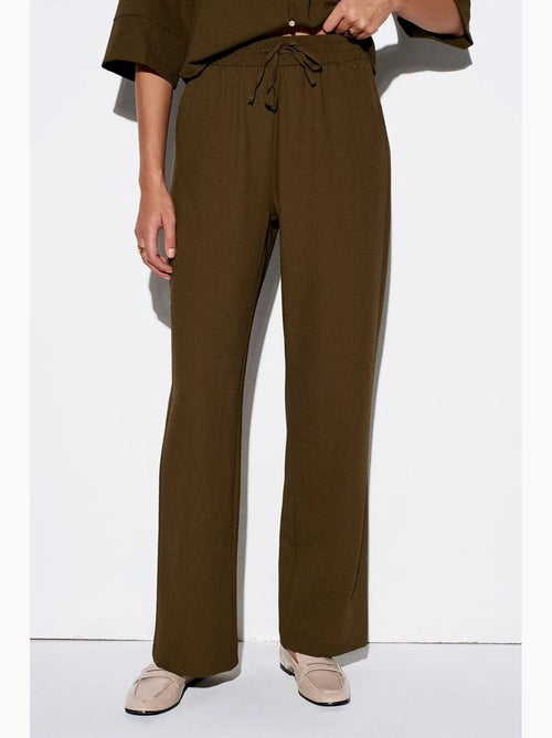 Pantalon large en crêpe pour femme dilvin - Kiabi Pantalon large en crêpe pour femme dilvin - Kiabi
