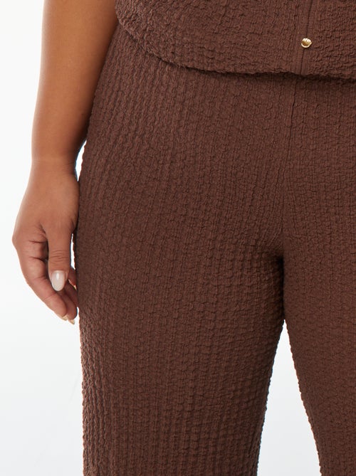 Pantalon large en maille gaufrée - Kiabi