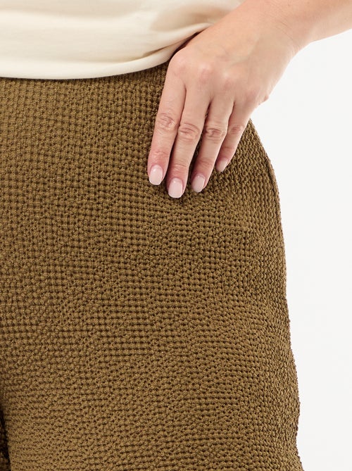 Pantalon large en maille gaufrée - Kiabi