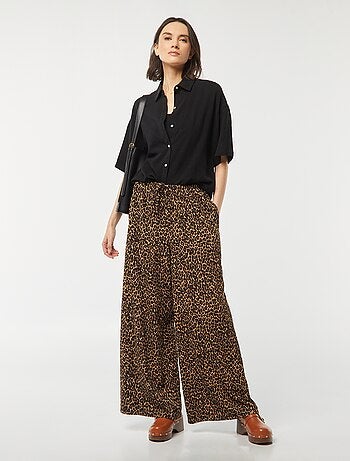 Pantalon large en maille plissée