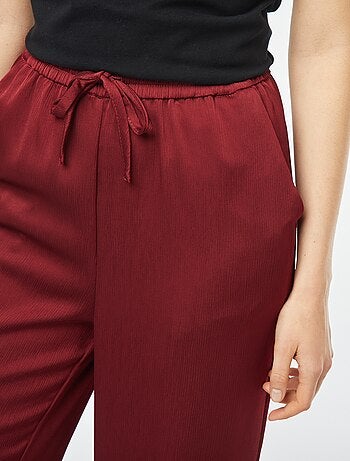 Pantalon large en matière crêpée avec 2 poches