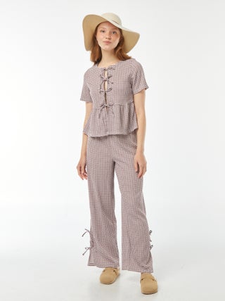 Pantalon large en matière crêpée avec nouettes