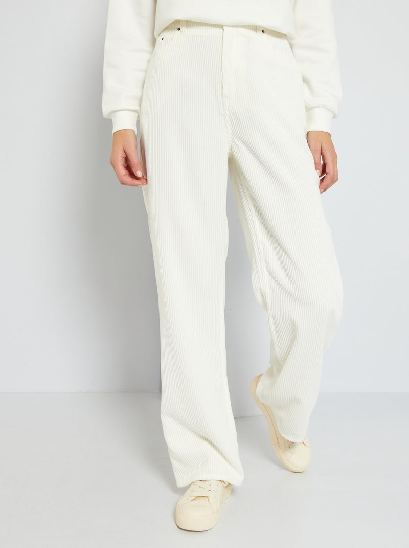 Pantalon large en velours côtelé Blanc cassé - Kiabi