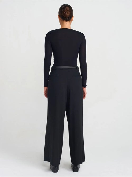 Pantalon large femme en crêpe avec ceinture dilvin - Kiabi Pantalon large femme en crêpe avec ceinture dilvin - Kiabi