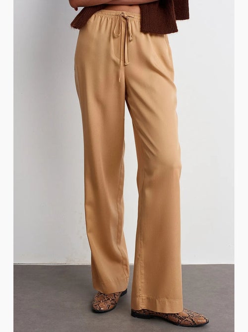 Pantalon large femme en tencel dilvin - Kiabi Pantalon large femme en tencel dilvin - Kiabi