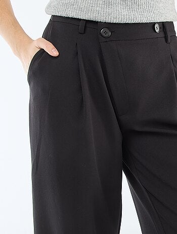 Pantalon large ouverture asymétrique