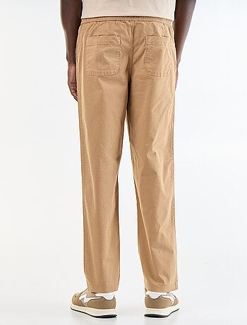 Pantalon matière effet peau de pêche