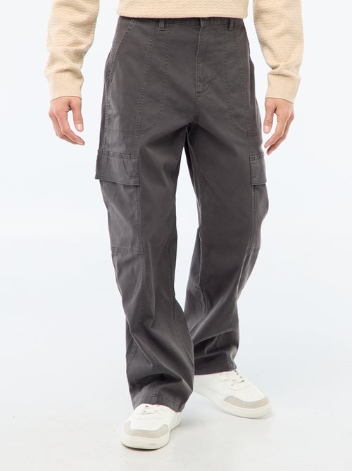 Pantalon multipoches uni coupe droite / Regular Fit - Kiabi