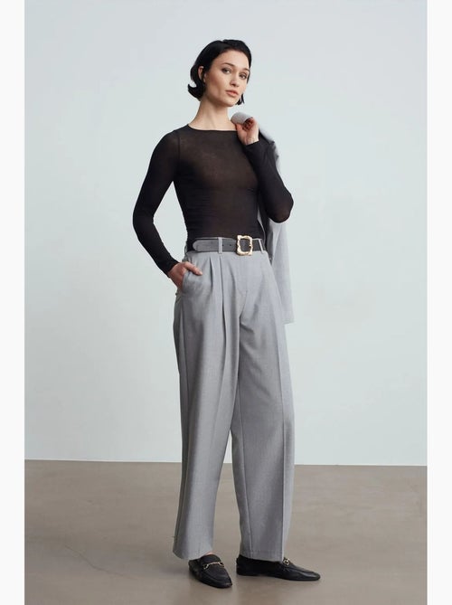 Pantalon palazzo à jambe large et ceinture dilvin - Kiabi Pantalon palazzo à jambe large et ceinture dilvin - Kiabi