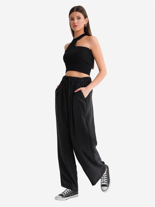 Pantalon palazzo plissé taille haute avec cordon de serrage mixray - Kiabi Pantalon palazzo plissé taille haute avec cordon de serrage mixray - Kiabi