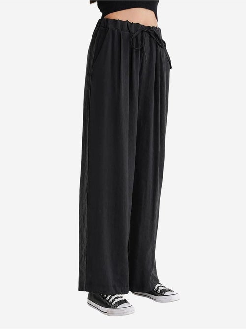Pantalon palazzo plissé taille haute avec cordon de serrage mixray - Kiabi Pantalon palazzo plissé taille haute avec cordon de serrage mixray - Kiabi