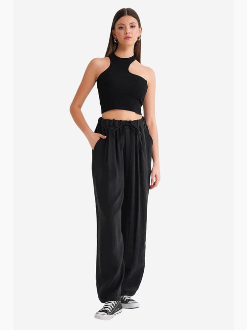 Pantalon palazzo plissé taille haute avec cordon de serrage mixray - Kiabi Pantalon palazzo plissé taille haute avec cordon de serrage mixray - Kiabi