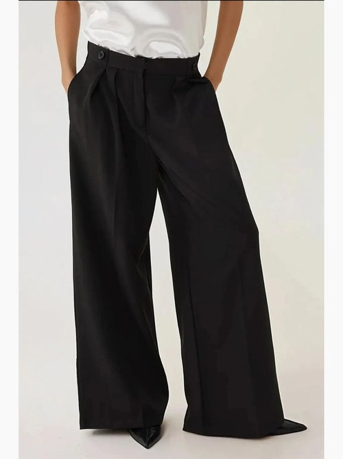 Pantalon palazzo plissé taille haute hiccup - Kiabi Pantalon palazzo plissé taille haute hiccup - Kiabi