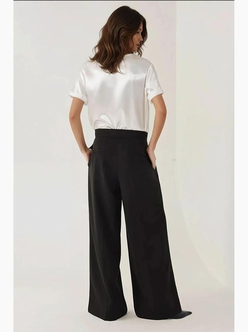 Pantalon palazzo plissé taille haute hiccup - Kiabi Pantalon palazzo plissé taille haute hiccup - Kiabi