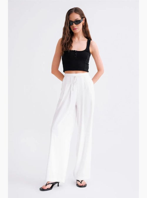 Pantalon palazzo plissé taille haute mixray - Kiabi Pantalon palazzo plissé taille haute mixray - Kiabi
