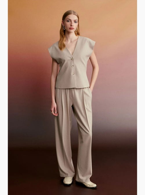 Pantalon palazzo rayé à jambe large dilvin - Kiabi Pantalon palazzo rayé à jambe large dilvin - Kiabi