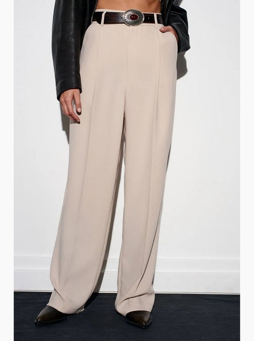 Pantalon palazzo taille haute en crêpe dilvin - Kiabi Pantalon palazzo taille haute en crêpe dilvin - Kiabi