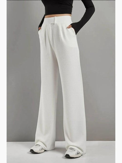 Pantalon palazzo taille haute en crêpe élastique hiccup - Kiabi Pantalon palazzo taille haute en crêpe élastique hiccup - Kiabi