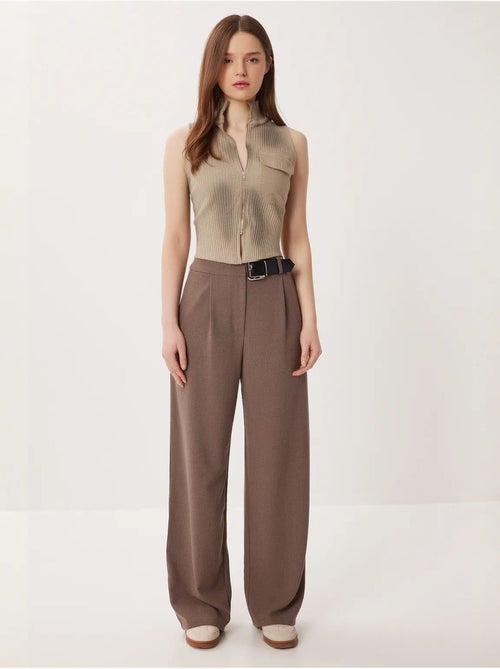 Pantalon palazzo taille haute et jambes larges avec ceinture istanbul - Kiabi Pantalon palazzo taille haute et jambes larges avec ceinture istanbul - Kiabi