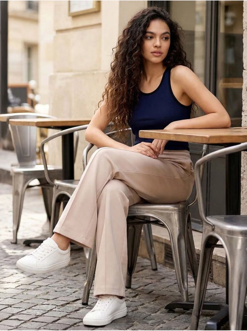 Pantalon palazzo texturé à jambes larges avec cordon de serrage à la taille tommy - Kiabi Pantalon palazzo texturé à jambes larges avec cordon de serrage à la taille tommy - Kiabi