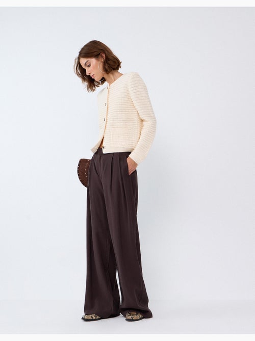 Pantalon plissé élégant, mo fashion - Kiabi Pantalon plissé élégant, mo fashion - Kiabi