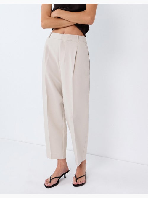 Pantalon plissé, mo fashion - Kiabi Pantalon plissé, mo fashion - Kiabi